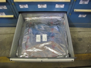 LISTA HEAVY DUTY 10-DRAWER PARTS CABINET W/ CONTENTS (W-50) LOADING & HANDLING FEE $25-